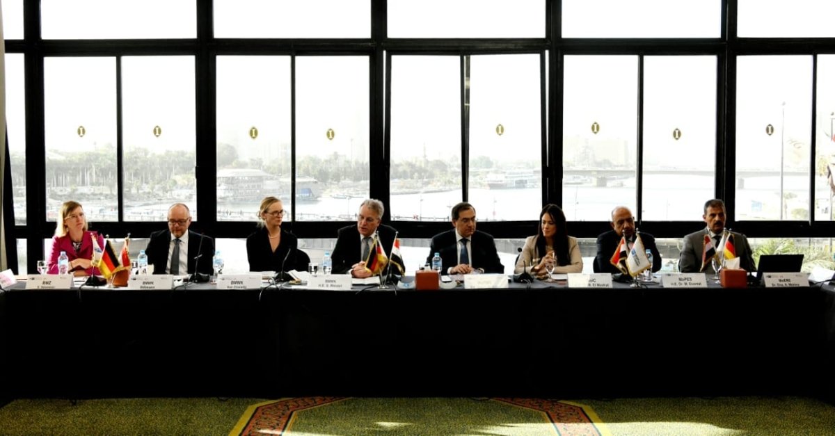 " الملا " يشارك  في الاجتماع الاول للجنة التنظيمية العليا للتعاون بين مصر وألمانيا في مجالات الطاقة والهيدروجين