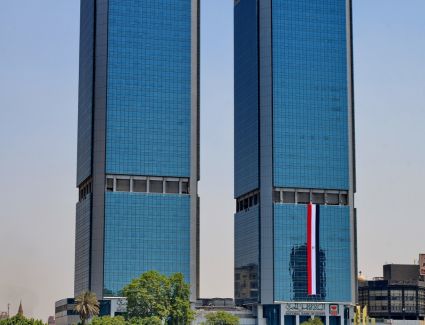 فى أول يوم إدخار.. 48 مليار جنيه حصيلة شهادات 19% و 22% الجديدة بالبنك الأهلي المصري