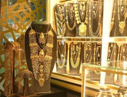 تراجع أسعار الذهب اليوم الإثنين 3-4-2023