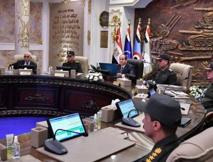 الرئيس السيسي يشهد اختبارات المتقدمين لوظائف وزارة التربية والتعليم والتعليم الفني