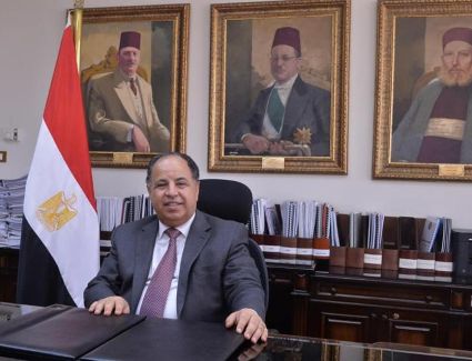 وزير المالية: 10 أيام فقط وتنتهى مبادرة «تيسير استيراد سيارات المصريين بالخارج»