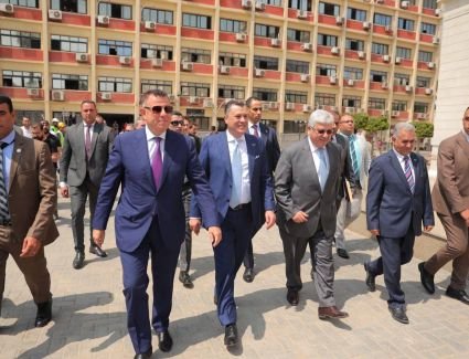 وزيرا السياحة والآثار والتعليم العالي والبحث العلمي ورئيس جامعة عين شمس يفتتحون متحف قصر الزعفران الأثري