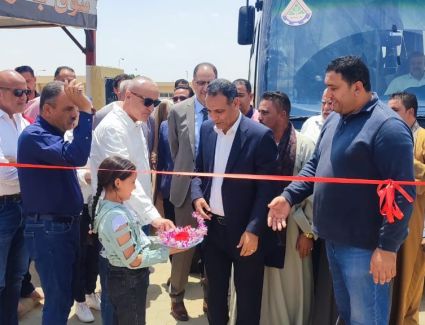 نائب رئيس هيئة المجتمعات العمرانية يفتتح السوق النموذجية بمدينة بدر بإجمالي  138 محلاً تجارياً 