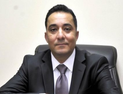 مصطفى الجلاد يشيد بقرارات الحكومه في وقف تراخيص البناء بالمحافظات 