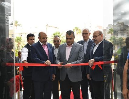 وزير الإنتاج الحربي يتفقد " شركة أبي قير للصناعات الهندسية"