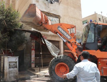 " الإسكان ": سحب قطع أراضٍ لمخالفة النشاط.. وحملة على المخالفات بالحي السادس بمدينة 6 أكتوبر