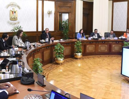 رئيس الوزراء يُتابع موقف طرح عدد من الأصول العقارية بالعاصمة الإدارية والعلمين الجديدة للقطاع الخاص