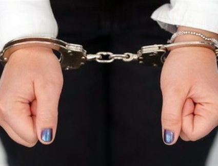 ضبط سيدة متهمة بالنصب على راغبي الحج بزعم تسهيل سفرهم  