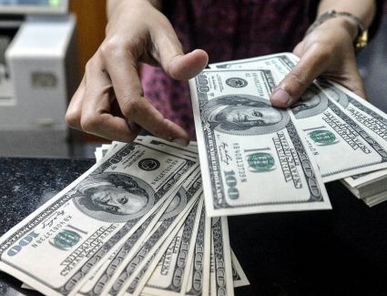 الدولار يواصل الاستقرار مقابل الجنيه اليوم الخميس 6-7-2023 