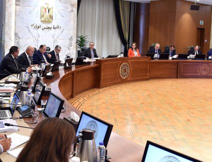 رئيس الوزراء يترأس اجتماع اللجنة العليا لشئون المشاركة