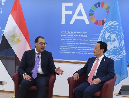 رئيس الوزراء يلتقى المدير العام لمنظمة الأغذية والزراعة (الفاو)