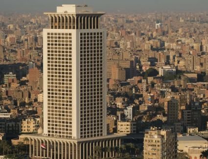 عاجل: الخارجية تستدعي القائم بأعمال سفارة السويد بالقاهرة على خلفية الإساءة المتكررة للمصحف الشريف