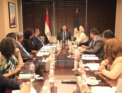 وزير السياحة والآثار يستقبل وفد من الوكالة الأمريكية للتنمية الدولية بمصر