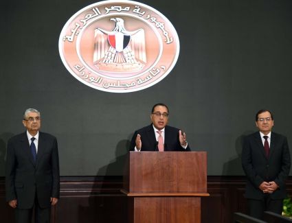 رئيس الوزراء يعلن إجراءات مواجهة مشكلة انقطاع الكهرباء