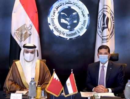 رئيس هيئة الاستثمار يبحث مع سفير البحرين سبل تعزيز الاستثمارات البحرينية في مصر