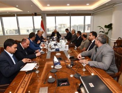 وزير الإسكان ومحافظ القاهرة يتابعان الموقف التنفيذي لـ 4 مشروعات بالمحافظة
