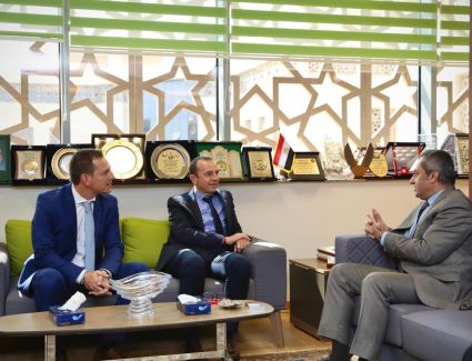 لبحث فرص التعاون والاستثمار.. شركة «العاصمة الإدارية للتنمية العمرانية» تستقبل كبار مسئولي «شنايدر إلكتريك»