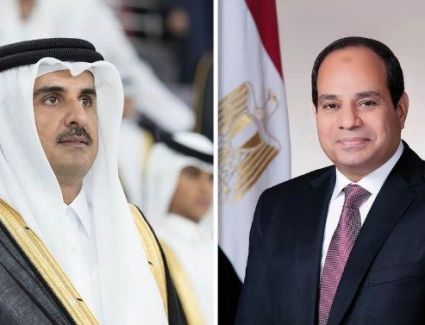 الرئيس السيسي وأمير قطر يشيدان بتطور العلاقات الثنائية ويؤكدان استمرار التشاور لوقف التصعيد في غزة