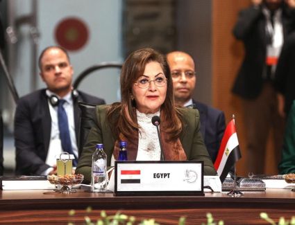 وزيرة التخطيط تشارك في قمة «متحدون من أجل السلام في فلسطين» بتركيا