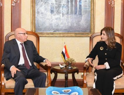 السفيرة نبيلة مكرم: نتطلع لإقامة ملتقى يجمع وزراء الهجرة العرب لدعم  قضايا الوطن العربي