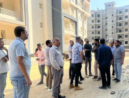 وزير الإسكان يتابع تنفيذ 5256 وحدة سكنية  بحدائق أكتوبر