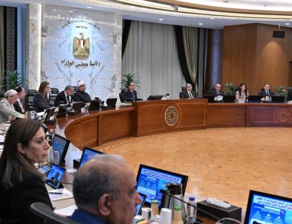 الحكومة توافق على 9 قرارات خلال اجتماعها الأسبوعي..أبرزهم تنفيذ وحدات سكنية 