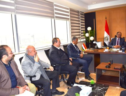 نائب وزير الإسكان يلتقي مسئولي إحدى الشركات الألمانية المتخصصة في تطوير الحلول المتكاملة لإدارة مياه الشرب
