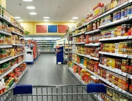 تشكيل لجنة عليا من التموين وأخرى بالمديريات لتطبيق منظومة زيادة الإتاحة ووضع السعر علي السلع