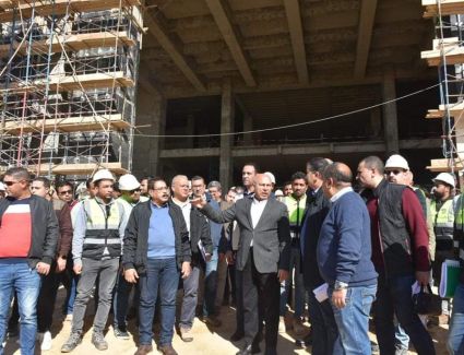 وزير النقل يتابع معدلات تنفيذ  مشروع الخط الأول من شبكة القطار الكهربائي السريع