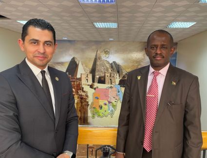 الحسيني يلتقي السفير السوداني بالسعودية للترويج لمعرض انفيستور العقاري في نسخته الخامسة