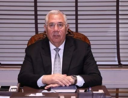 «القصير» يكلف «البحوث الزراعية» بالتوسع في توعية المزارعين بأهمية التحول  لزراعة القصب بالشتلات