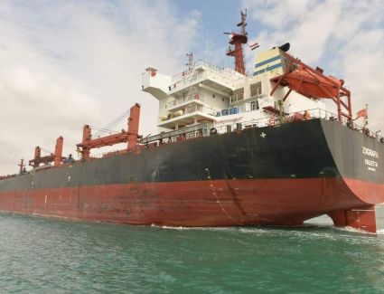 الفريق أسامة ربيع: "انتهاء أعمال إصلاح بدن سفينة الصب الجاف اليونانية ZOGRAFIA بشركة ترسانة السويس البحرية"