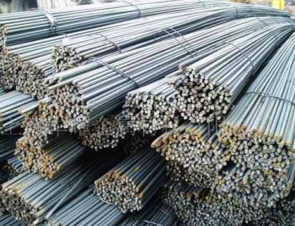 عاجل.. الحكومة توضح حقيقة إصدار قرار بإلغاء رسوم الإغراق على واردات حديد التسليح