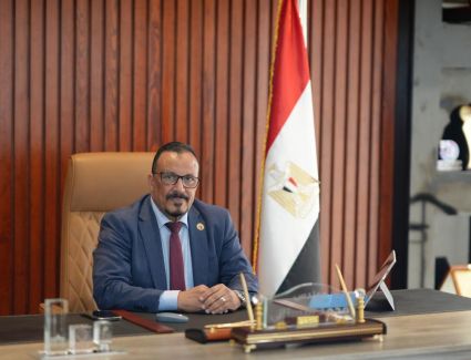 «البستاني»: من الأفضل أن يكون الطرح بالدولار في البورصة العقارية