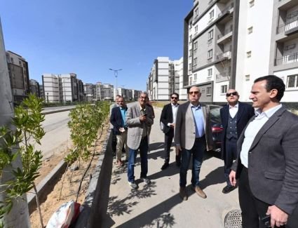 وزير الإسكان يتفقد الموقف التنفيذى للوحدات السكنية بمشروع «زهرة العاصمة» بمدينة بدر للموظفين المنتقلين للعاصمة
