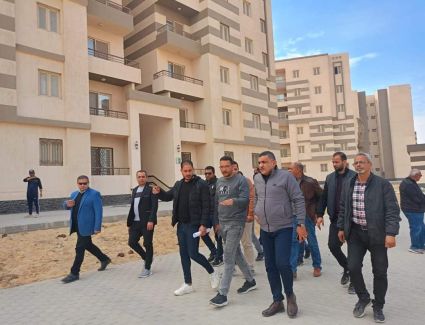 وزير الإسكان يتابع سير العمل بمشروعات المرافق والطرق وأعمال التطوير الجارية بـ5 مدن جديدة