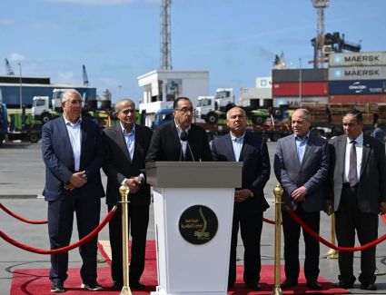 رئيس الوزراء من ميناء الإسكندرية: نُعيد التوازن مرة أخرى للاقتصاد المصري ولسوق العملة.. اعرف التفاصيل