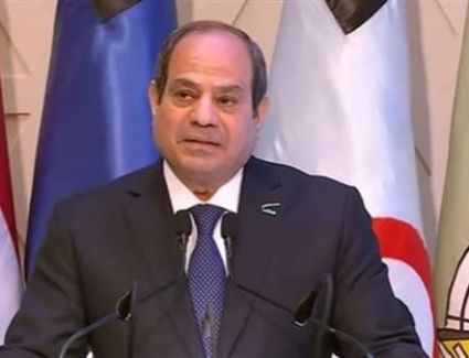 «يوم الشهيد»..الرئيس السيسي: أرض سيناء أرضنا وبلادنا ومسئولين عن حمايتها