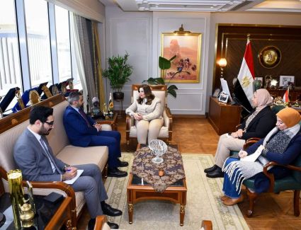 ضمن «مراكب النجاة».. الهجرة تبحث تقديم الخدمات الطبية في القرى والمحافظات الأكثر احتياجا للحد من ظاهرة الهجرة غير الشرعي