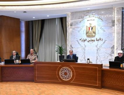 رئيس الوزراء يُهنئ الرئيس السيسي والقوات المُسلحة البواسل والشعب المصري بذكرى تحرير سيناء