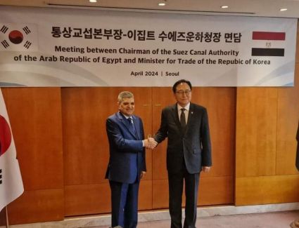 الفريق أسامة ربيع يبحث مع وزير التجارة والصناعة الكوري  التعاون وسبل جذب الاستثمارات