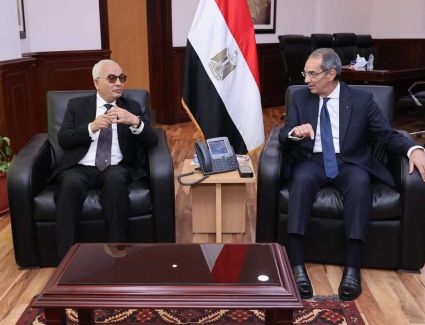 وزيرا الاتصالات والتعليم يبحثان تطوير المنظومة التعليمية باستخدام أدوات تكنولوجيا