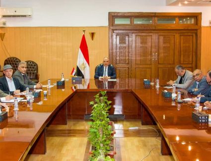 وزير الري يتابع إجراءات وخطة تطوير منظومة إدارة وتوزيع المياه في مصر