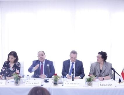 المالية: برنامج الإصلاح الاقتصادي يتبنى مسارًا متكاملاً يُحفز القطاع الخاص على الإنتاج فى مصر والتصدير للخارج
