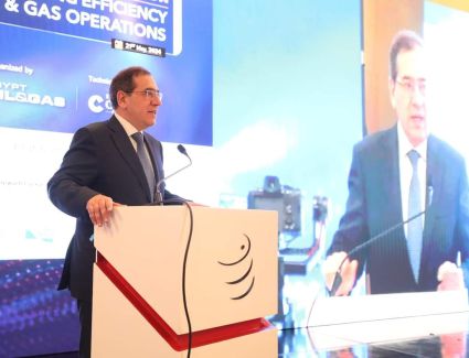 وزير البترول يفتتح  المائدة المستديرة بشأن «التحول الرقمي»