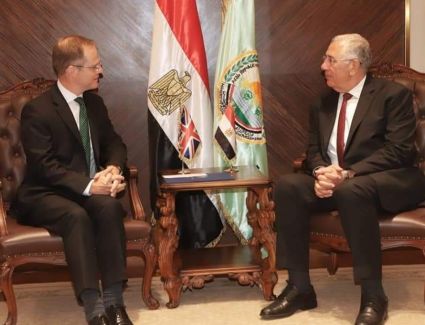 وزير الزراعة يبحث مع سفير بريطانيا التعاون بمجال دعم منظومة الأمن الغذائي المستدام