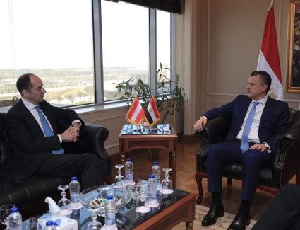 《عيسى》يبحث مع سفيري ألمانيا والنمسا وضع سائحين رحلات FTI المتواجدين بالمقاصد السياحية المصرية