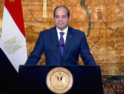 《السيسي》يوجه بتشكيل خلية أزمة لمتابعة وإدارة الوضع الخاص بحالات وفاة الحجاج المصريين