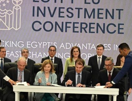 التشغيل 2027.. تفاصيل اتفاقية إنتاج الأمونيا الخضراء بدمياط