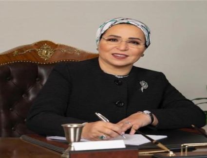 السيدة انتصار السيسي تهنئ الشعب المصري بالذكرى الـ11 لثورة 30 يونيو